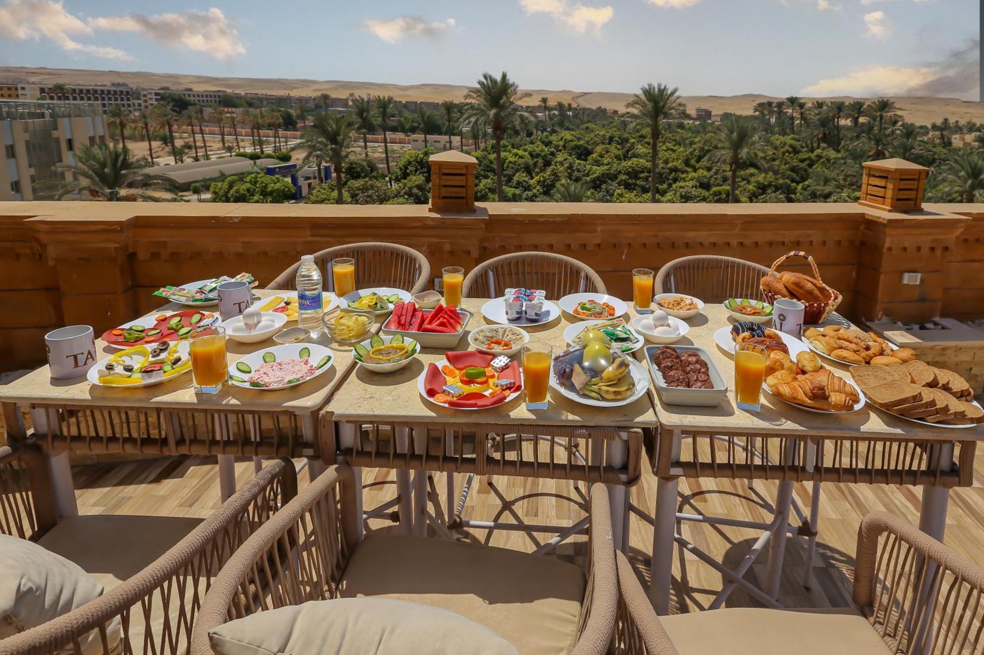 Taj Pyramids View Inn Kafrat al Jabal Экстерьер фото